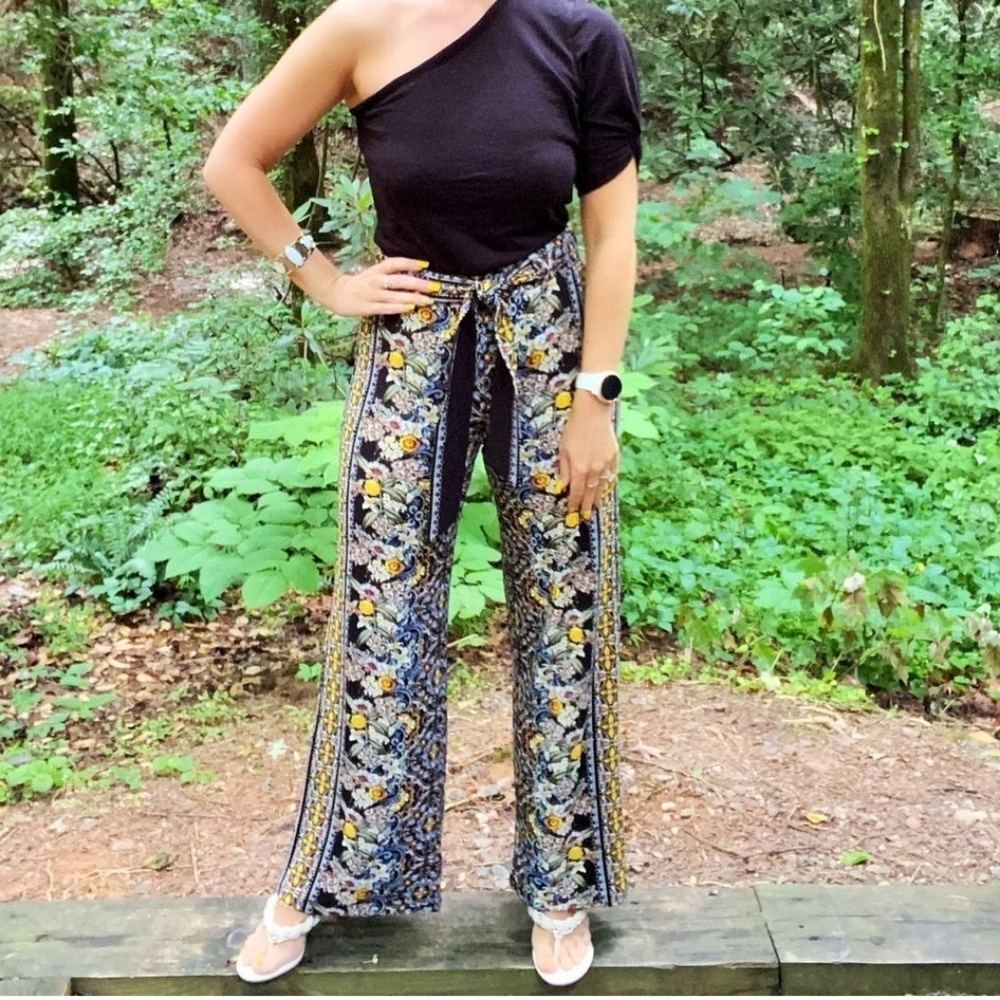Capri sun wide leg flowy pants